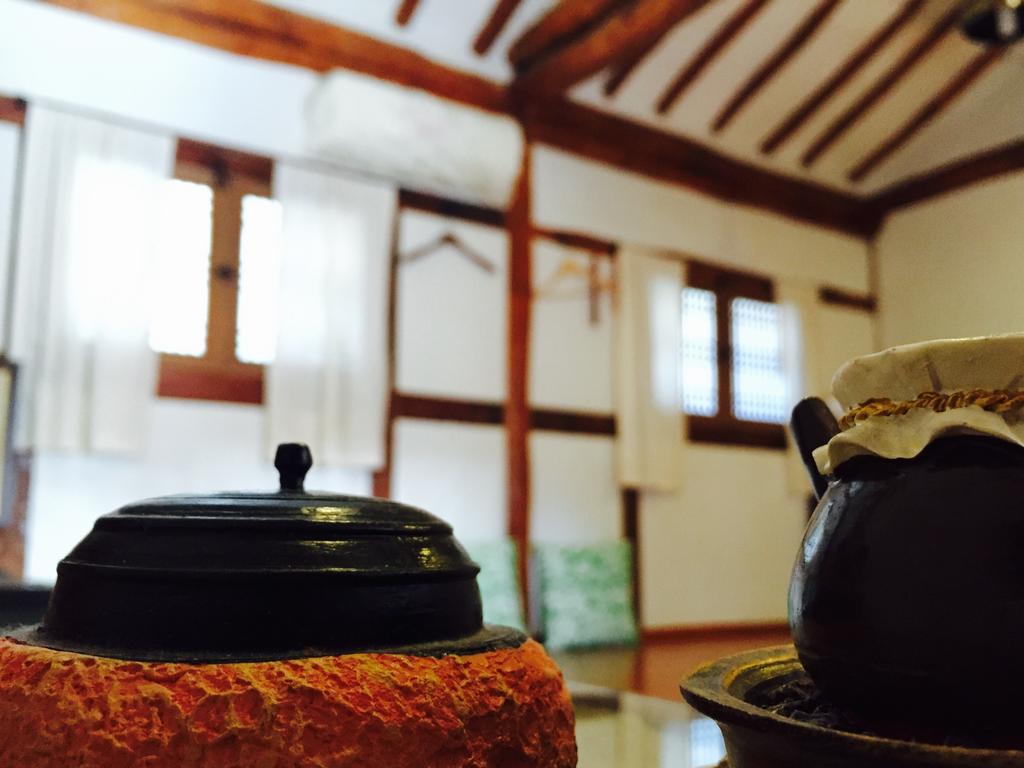 Inyeon Hanok Guesthouse Jeonju Bagian luar foto