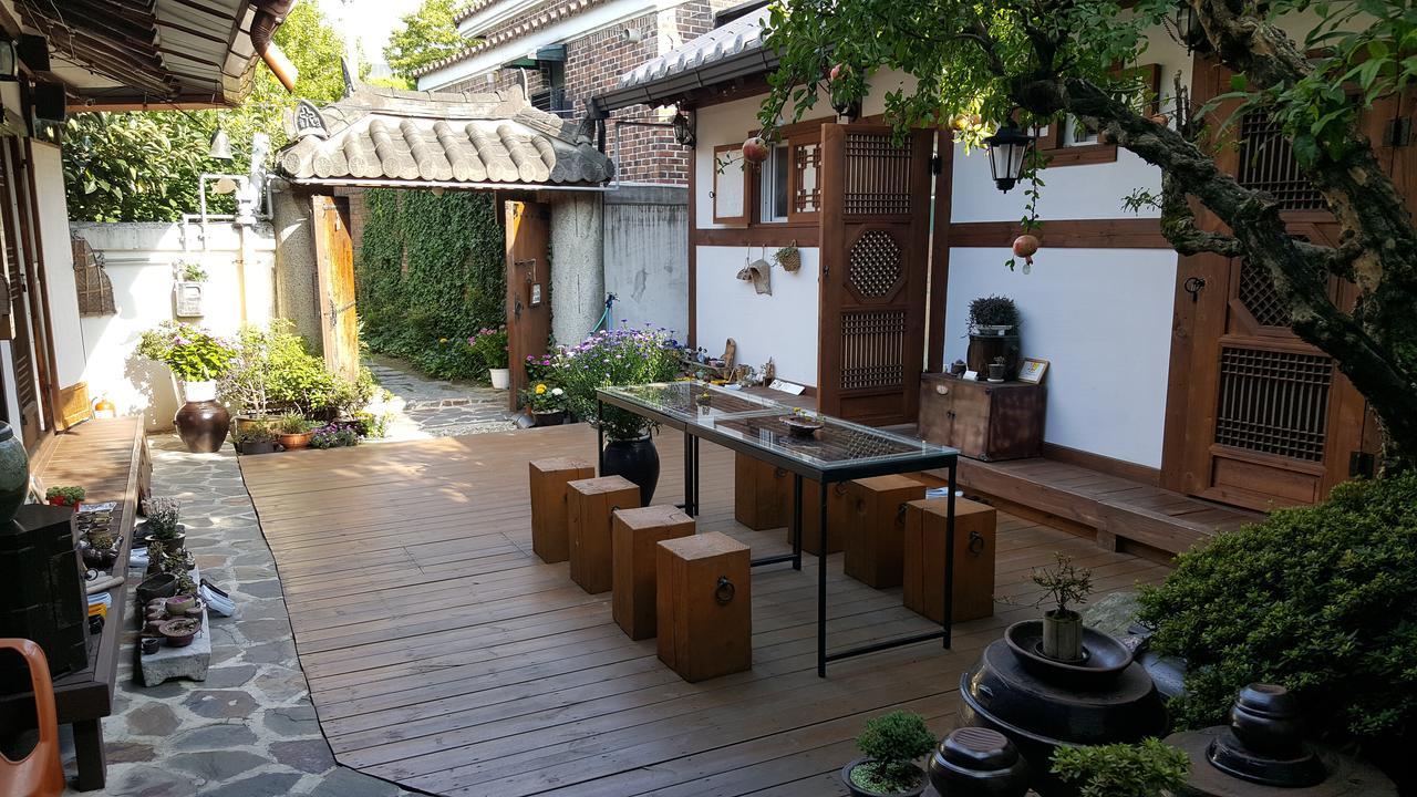Inyeon Hanok Guesthouse Jeonju Bagian luar foto